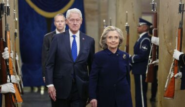 Bill et Hillary Clinton assignés à comparaître au Congrès par une commission républicaine dans le cadre de l’affaire Epstein