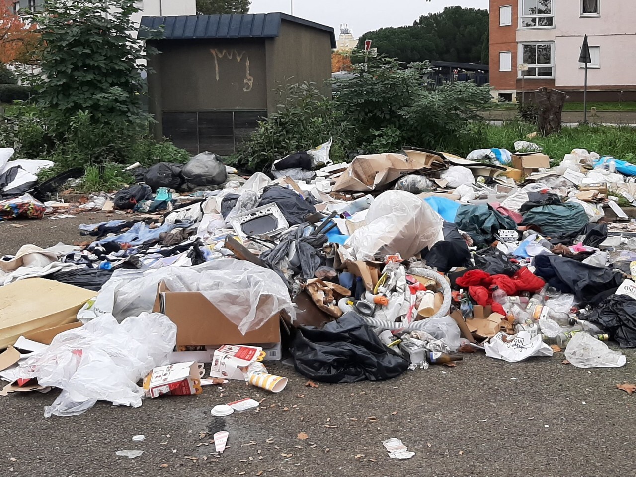 la chasse aux dépôts sauvages est lancée dans cette ville de Seine-Saint-Denis