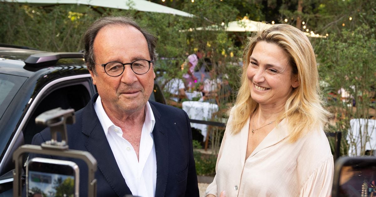 Julie Gayet et François Hollande posent pour une jolie photo en plein festival, le couple se montre rarement comme ça !