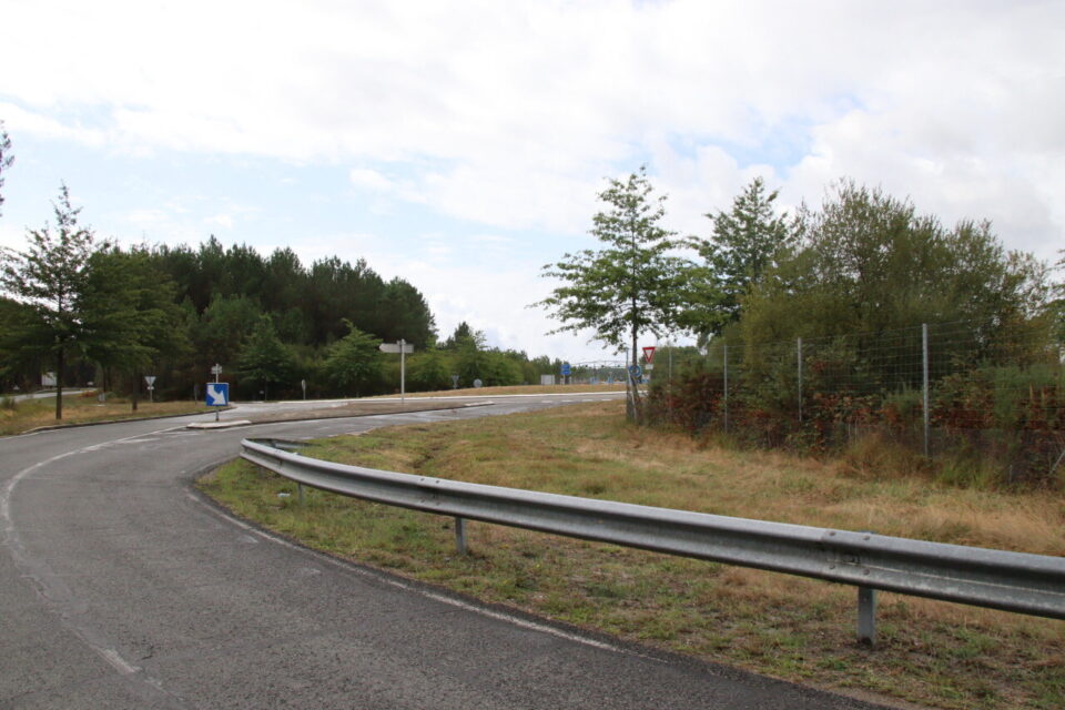 La situation géographique (proche d'une entrée d'autoroute) et un prix du foncier attractif, intéresse le groupe de développement industriel et logistique, Panattoni, pour une éventuelle implantation d'un bâtiment industriel ou logistique.