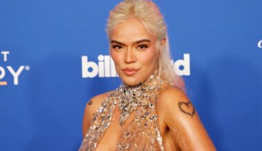 La superstar du reggaeton Karol G apportera une touche latine au Crazy Horse de Paris en septembre