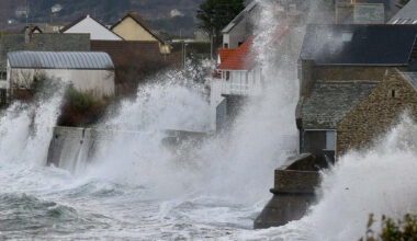 Vagues jusqu'à 5 mètres, alerte submersion… C’est quoi cette houle cyclonique qui va déferler sur la France