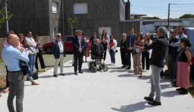 Près de Nantes. Ils sont propriétaires de leur maison mais pas du terrain