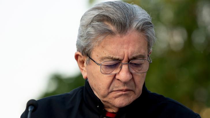 Frédéric Haziza, journaliste à Radio J, a indiqué ce dimanche 31 août avoir porté plainte contre le leader de La France insoumise. (Photo de Jean-Luc Mélenchon prise en mai 2025).