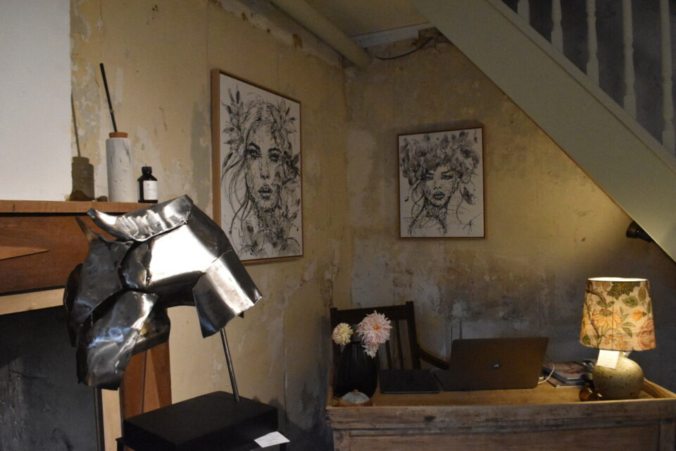 Dans la boutique de Maison Bokay.
