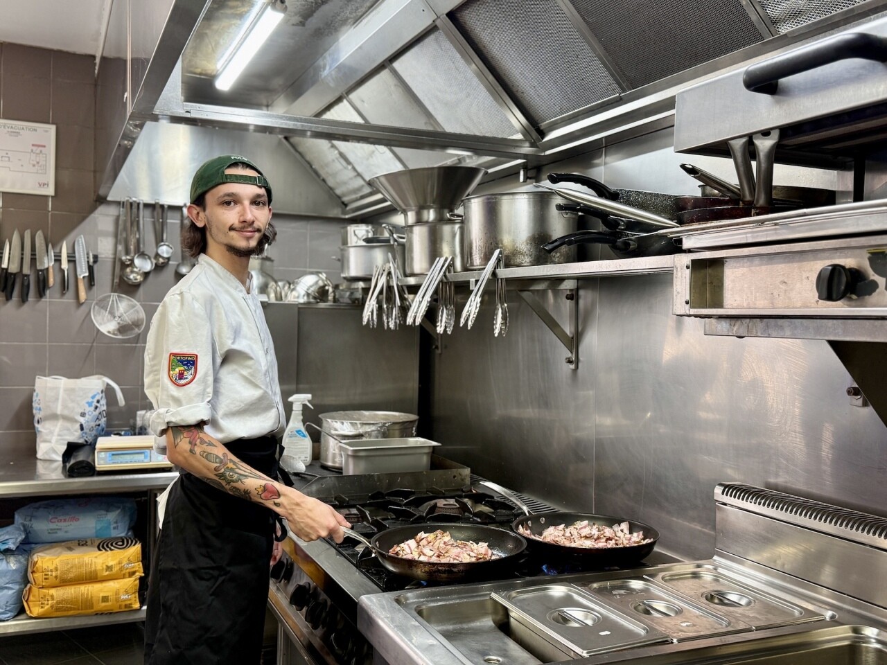 Après avoir travaillé dans les meilleurs restaurants italiens de Lille, Manu prend les rênes de La Gondole