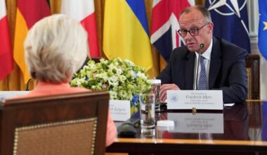 100 jours après son entrée en fonction, Friedrich Merz séduit à l’étranger mais divise en Allemagne