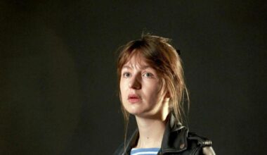 « Qu’il en soit ainsi » : Sally Rooney assume son soutien à une organisation classée terroriste au Royaume-Uni