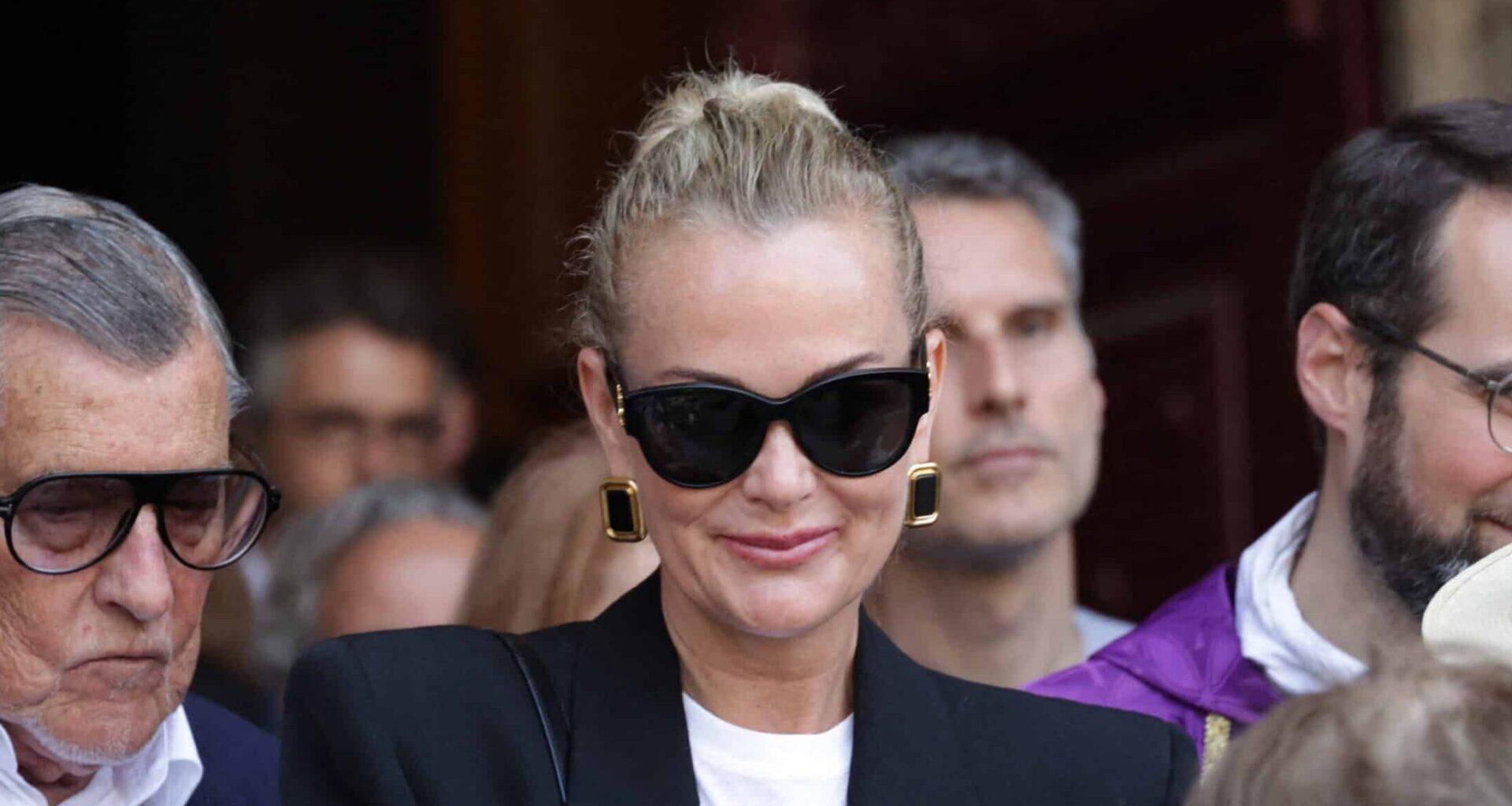 Laeticia Hallyday, les vacances de l’angoisse : après les flammes, l’ouragan qui menace son coin de paradis