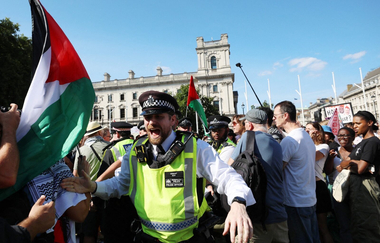 « Je m’oppose au génocide, je soutiens Palestine Action » : Au Royaume-Uni, 522 personnes arrêtées pour après avoir manifesté contre le génocide à Gaza