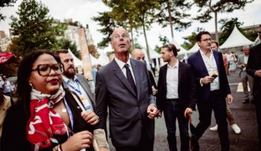 Lâchés par François Bayrou, les ministres déchantent en chœur – Libération
