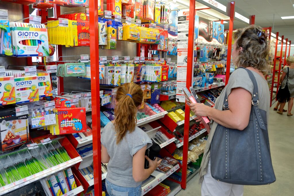Aide aux fournitures scolaires par Bordeaux