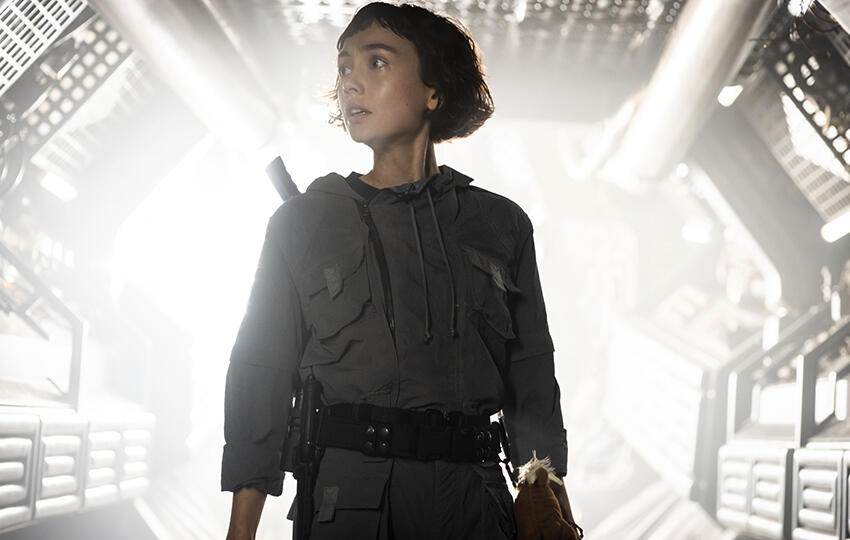 “Alien: Earth” : fallait-il adapter la saga initiée par Ridley Scott en série ?
