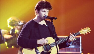 "Rien à foutre de ta dépression", Bertrand Cantat atomisé par le youtubeur français le plus suivi