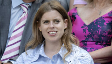 En juin 2025, Beatrice d'York dans la Royal Box du central de Wimbledon.