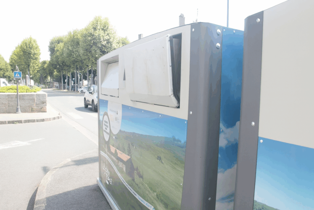 RÉVOLUTION DANS VOS POUBELLES : BIENVENUE À L'ÈRE DU BAC CONNECTÉ
