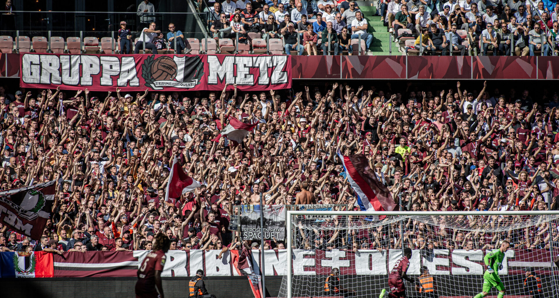 Les ultras du FC Metz replacés et bien présents face à Strasbourg — Alsa'Sports