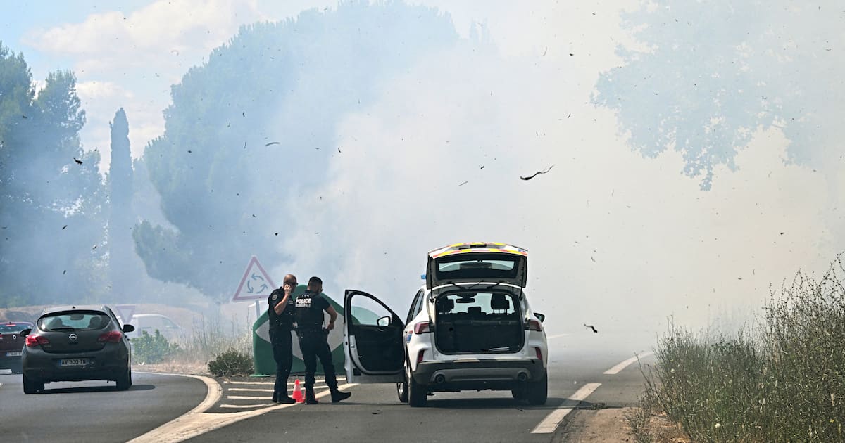 un homme arrêté en flagrant délit en train d’allumer un feu – Libération