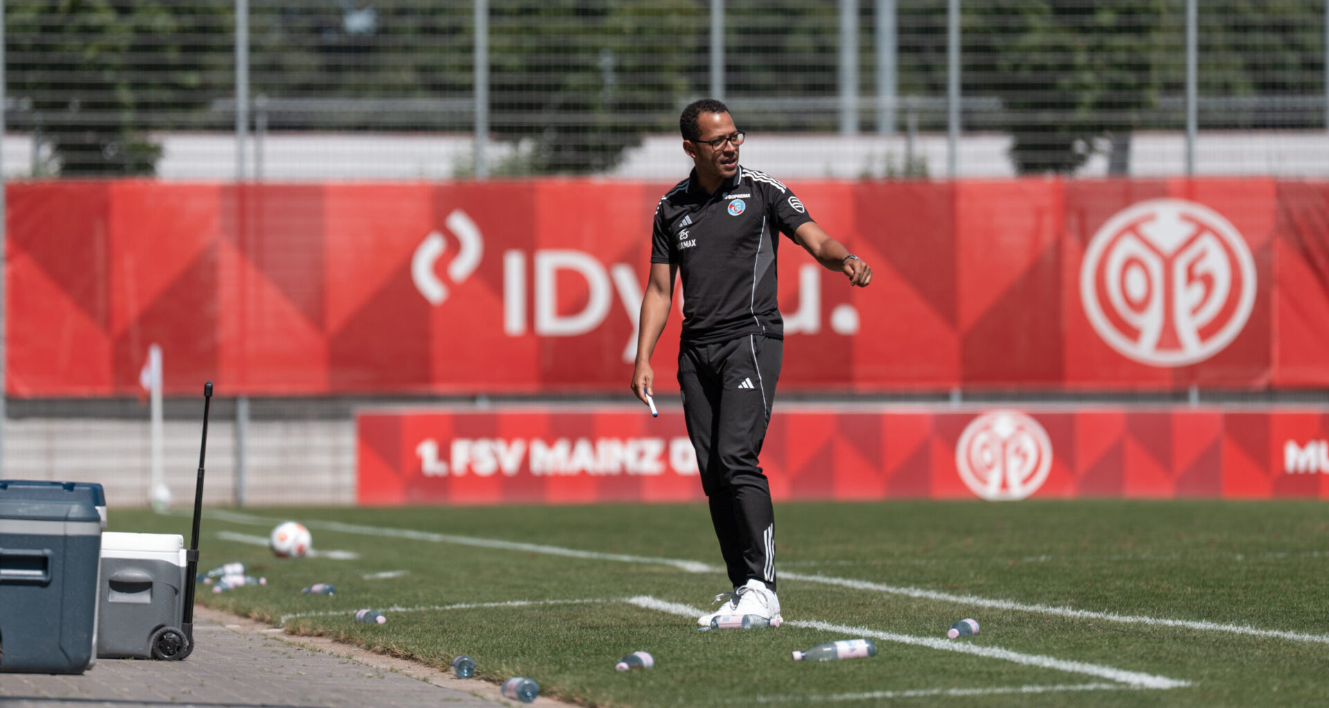 Liam Rosenior : "Nous verrons la semaine prochaine qui viendra nous rejoindre" — Alsa'Sports