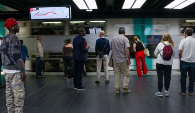 « Ni stress ni tension, on respire… » : métro, auto, vélo, quel plaisir de se déplacer dans Paris l’été !