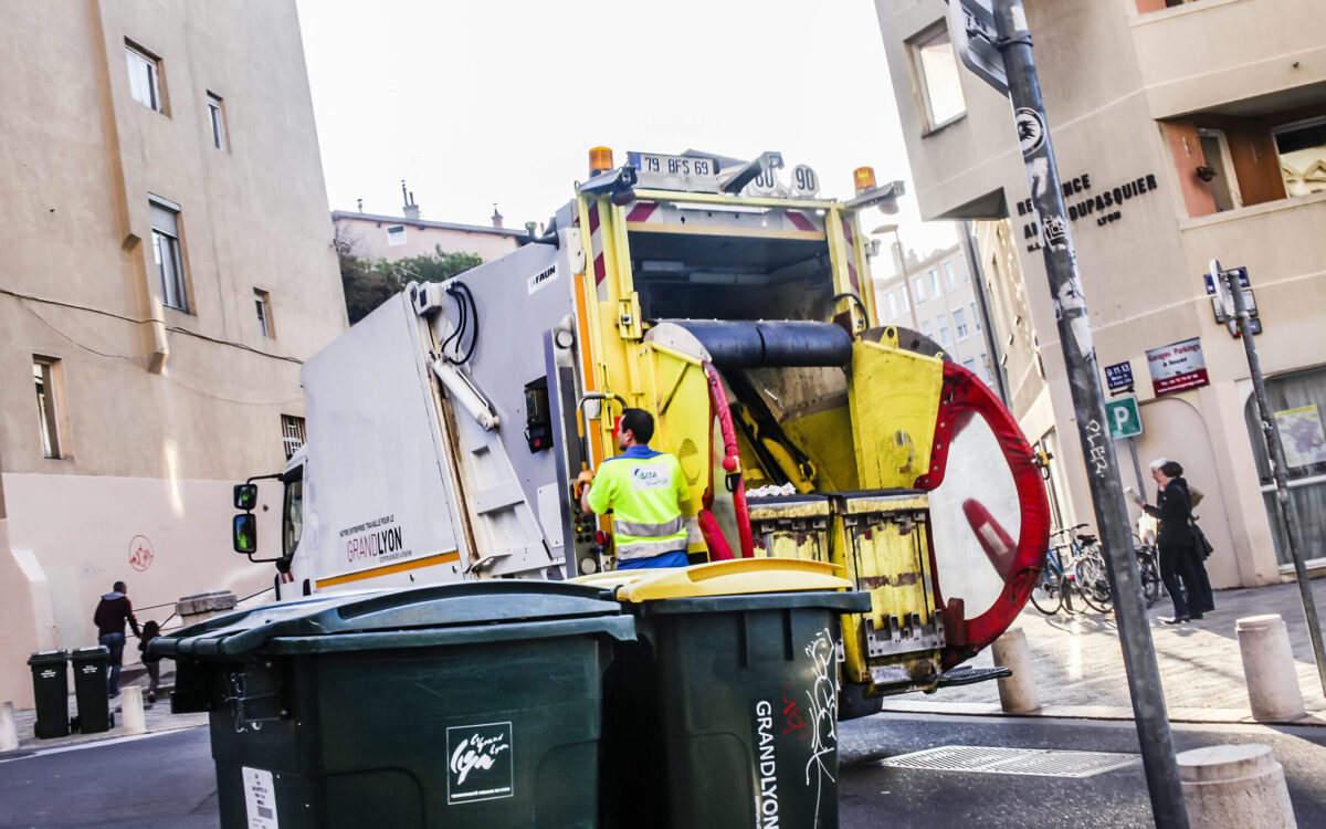 Collecte des bacs le 15 août : les communes concernées dans la Métropole de Lyon