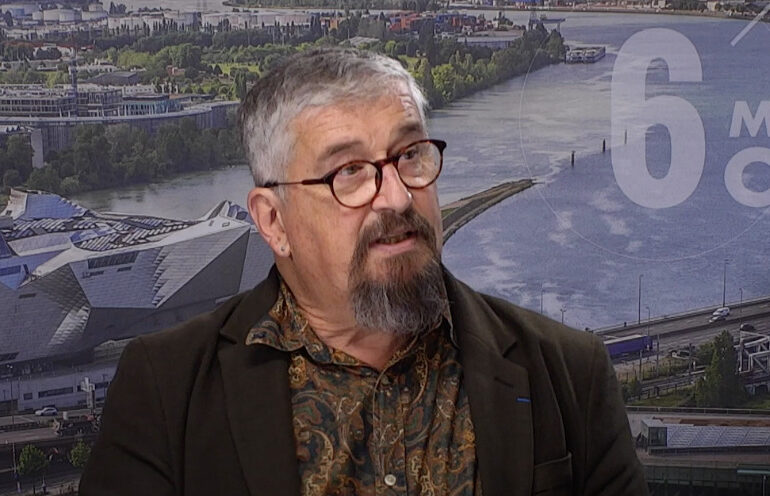 "On ne peut pas faire n'importe quoi" : la Métropole de Lyon répond au paysagiste qui entretient les espaces verts "abandonnés"