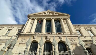 A Nice, un Roumain harcèle et frappe son interprète qu’il rend responsable de son incarcération