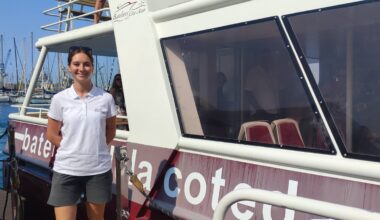 "Matelote pour être tous les jours sur l’eau !": à la rencontre de Marine qui assure la sécurité des touristes lors des visites de la Rade de Toulon