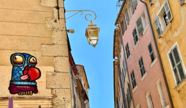 Suivez le guide: une visite commentée pour les amateurs de street art à Toulon