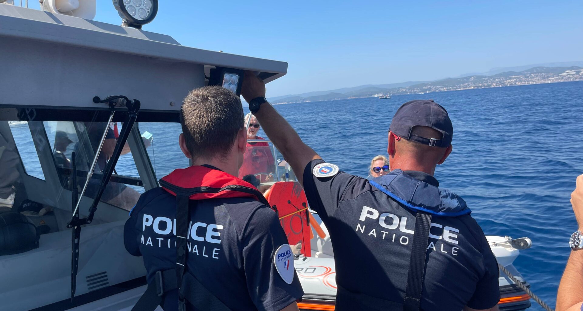 Vaste opération de contrôles sur terre et en mer sur les secteurs de Six-Fours, Bandol et Saint-Cyr