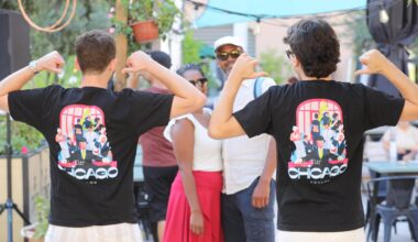 Un t-shirt à l’effigie de son commerce préféré: la fièvre du "delicore" touche la ville de Toulon