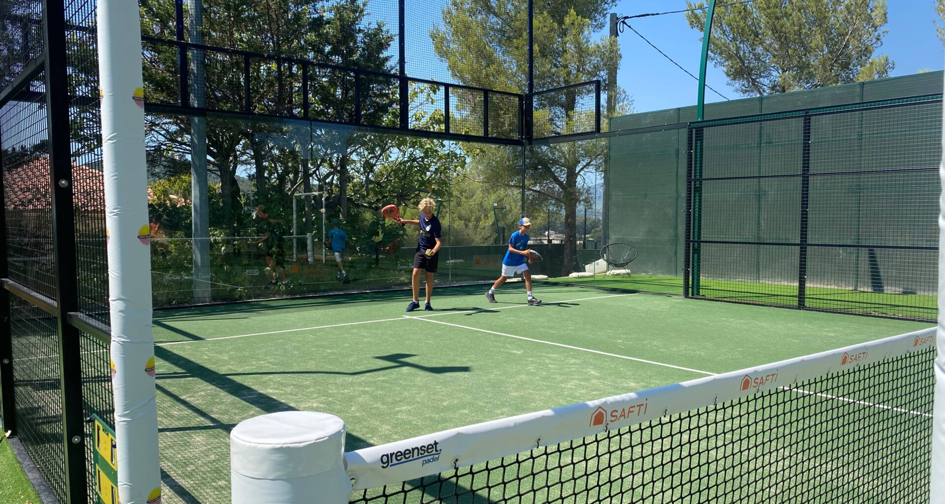 Malgré le recours d’un riverain, les nouveaux terrains de padel du club de tennis de Barban ouverts à La Seyne