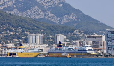 Pollution: pourquoi les ferries en escale à Toulon fument-ils toujours autant malgré les installations disponibles? On vous explique