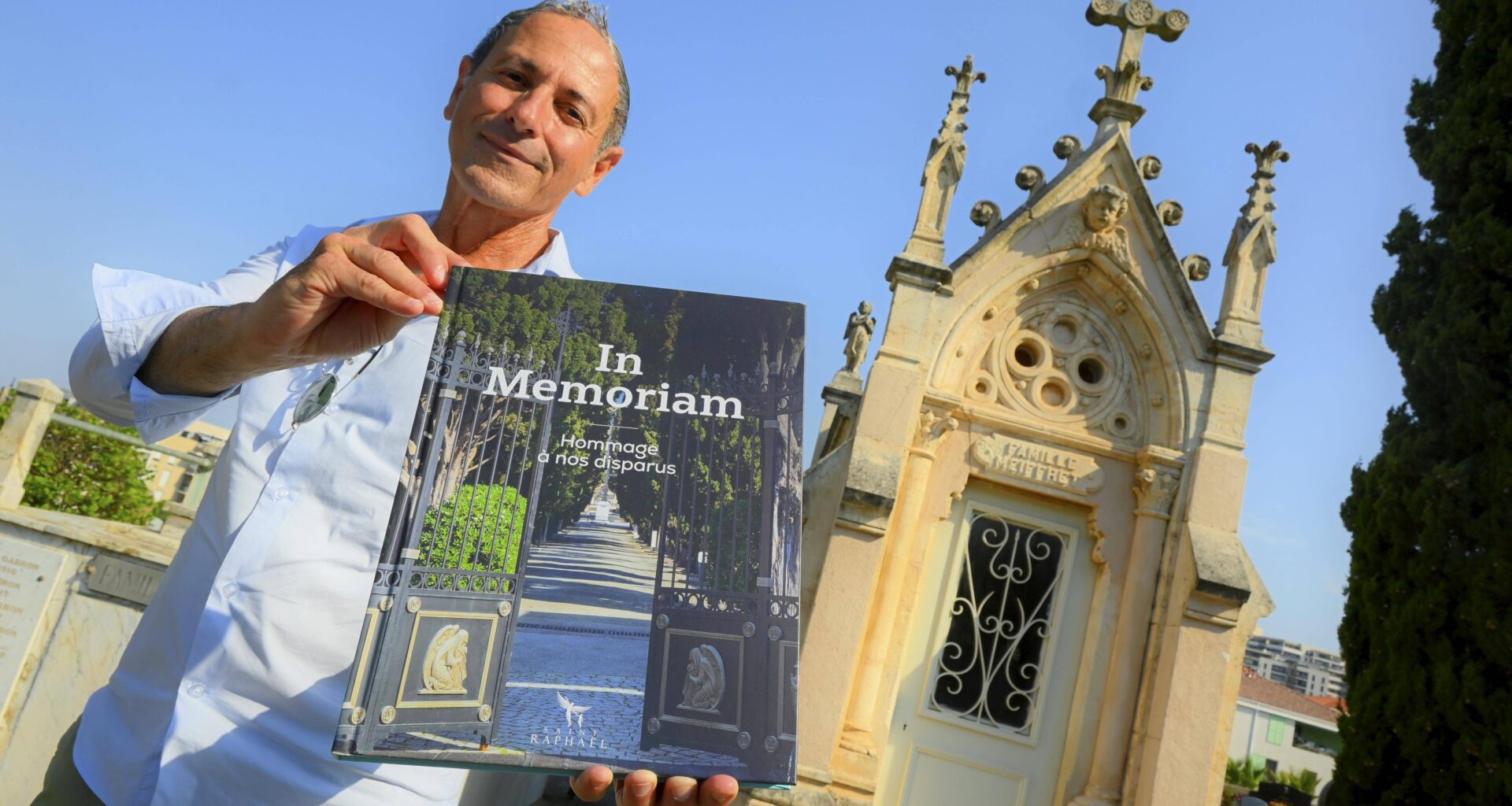 "Les cimetières, témoins visibles de notre passé": il fait vivre l’âme raphaëloise à travers ce nouveau livre