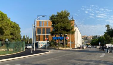 "Les prix les plus bas de Nice", des terrains de sport sur le toit, 200 places de parking... Le Super U de Caucade, très attendu dans le quartier, a ouvert