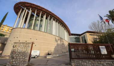 Elle avait refusé ses avances, un homme emprisonné après avoir agressé et arraché le collier d'une passante à Villeneuve-Loubet