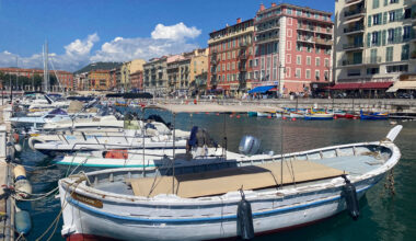 Un feu se déclare sur un pointu au port de Nice, les pompiers interviennent