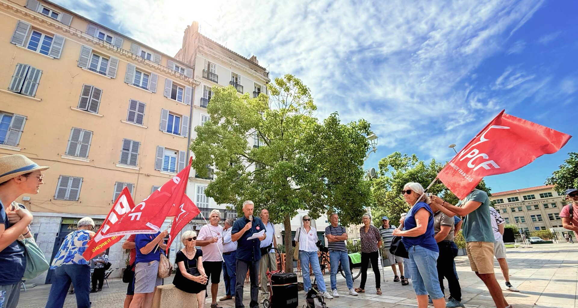 Les partis de gauche mobilisés contre le sommet franco-allemand qui se déroule à Toulon