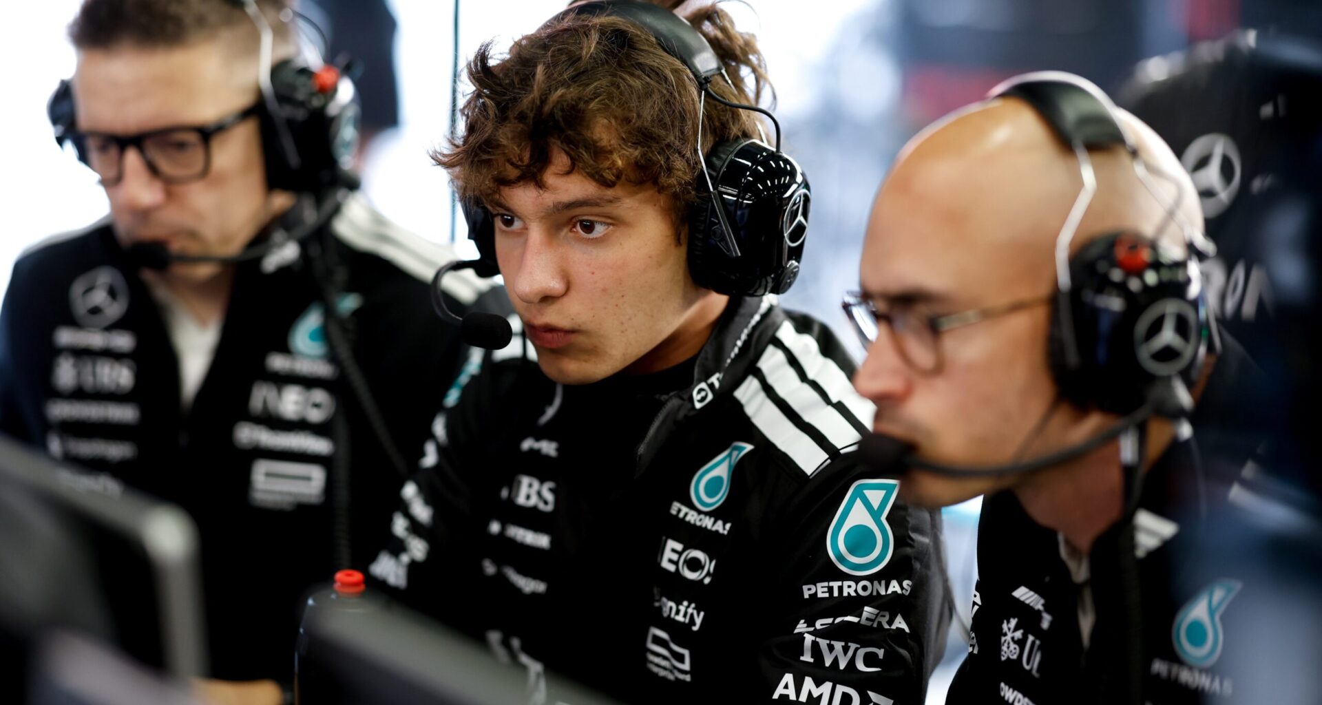 Kimi Antonelli estime se mettre plus de pression que Mercedes
