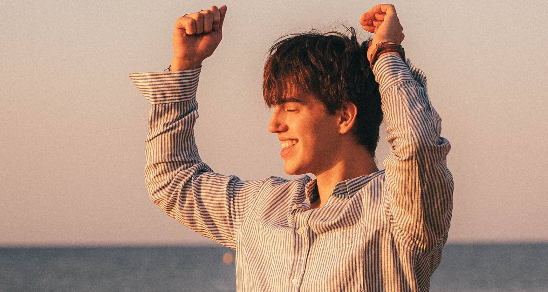 Nouveau single, passage chez Nagui à plus d'un million de vues... le chanteur dracénois MaxEnce trace son chemin