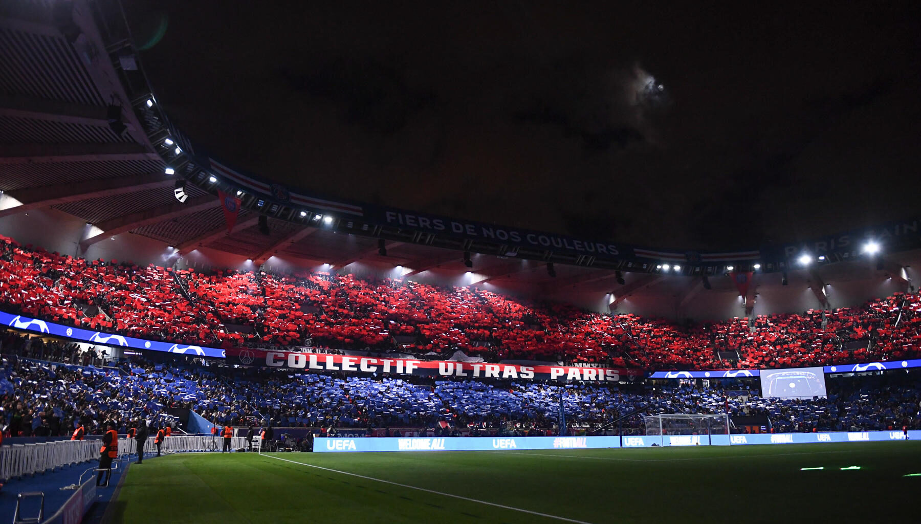 PSG:J2 de L1, présentation des trophées, hommage à Donnarumma ... la soirée de vendredi au Parc des Princes - Canal Supporters PSG 24-7