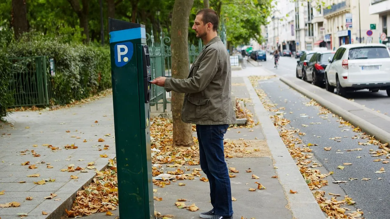 le stationnement gratuit, c’est fini !