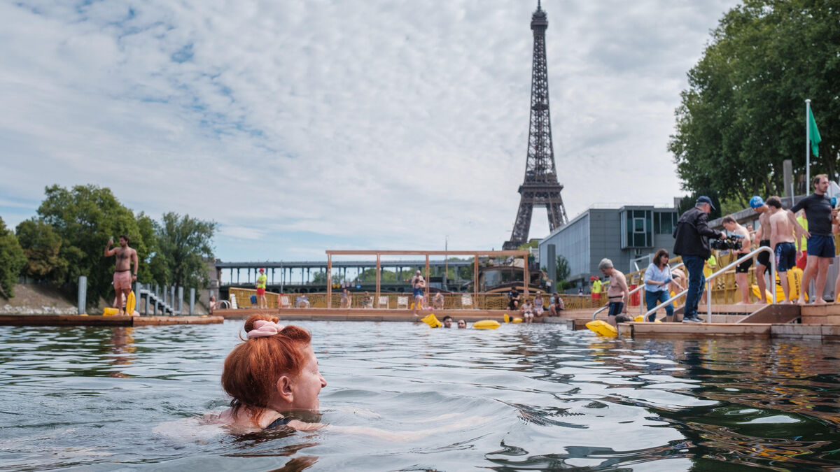 Paris : fréquentation, qualité de l’eau, communication… Quel bilan après un mois de baignade dans la Seine ?