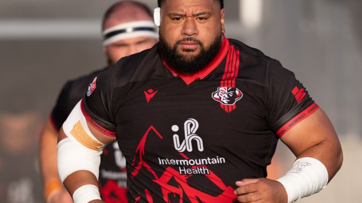 Rugby : un ancien lutteur américain de 143 kg signe dans un club anglais
