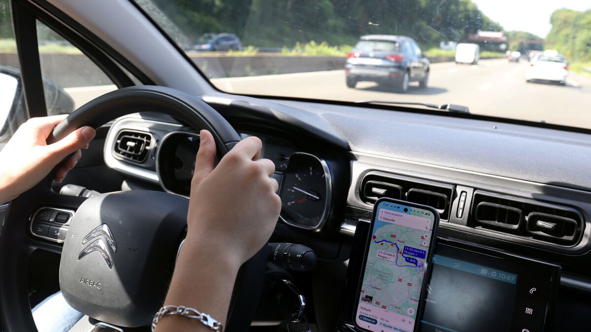 Sur la route des vacances, tous accros au GPS : « Je suis en mode pilote automatique »
