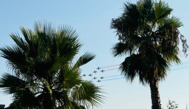 Toulon : la Patrouille de France toujours applaudie