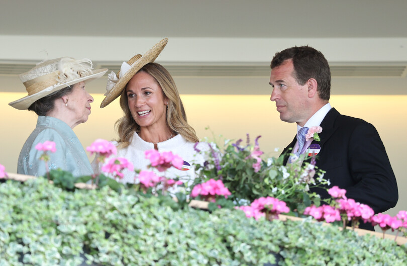 Avec la princesse Anne, lors de la première journée du Royal Ascot, le 17 juin 2025 à Ascot, en Angleterre.