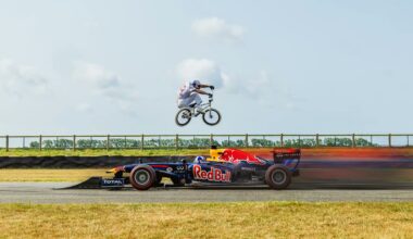 L’incroyable cascade de Red Bull avec une voiture de F1