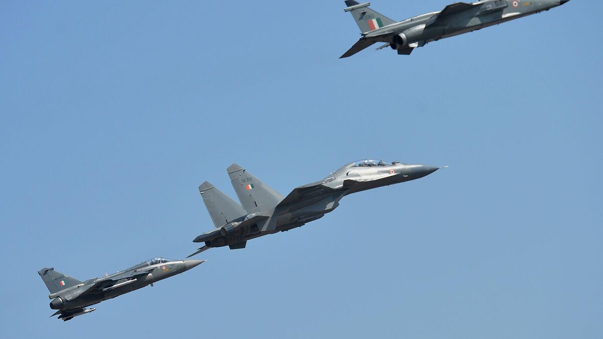 Guerre en Ukraine : un avion de chasse russe Su-30SM valant plus de 30 millions d’euros s’écrase près de l’île des Serpents