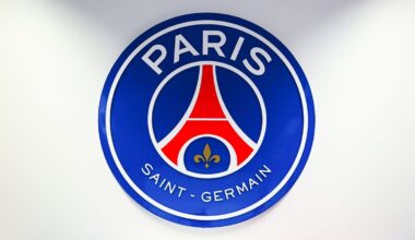 Transfert retardé : La stratégie du PSG a complètement changé !